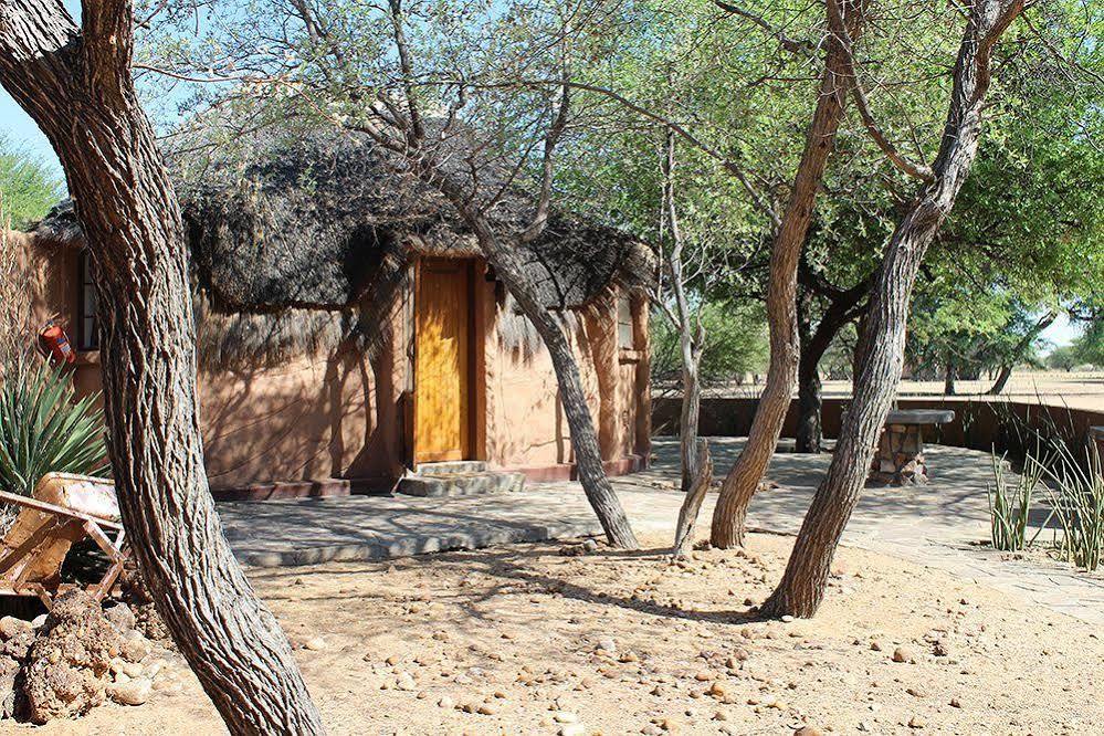 Harnas Wildlife Foundation Gobabis Eksteriør bilde